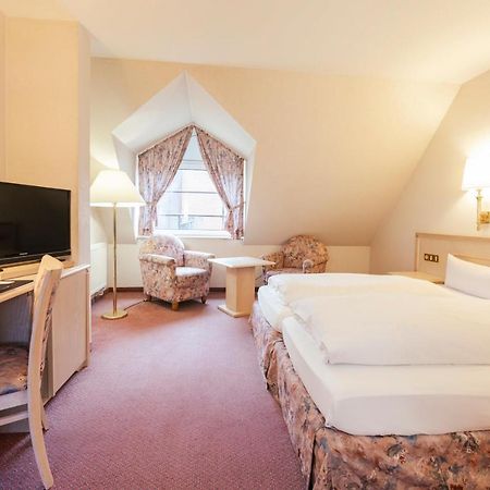 Hotel Poeker Меппен Экстерьер фото