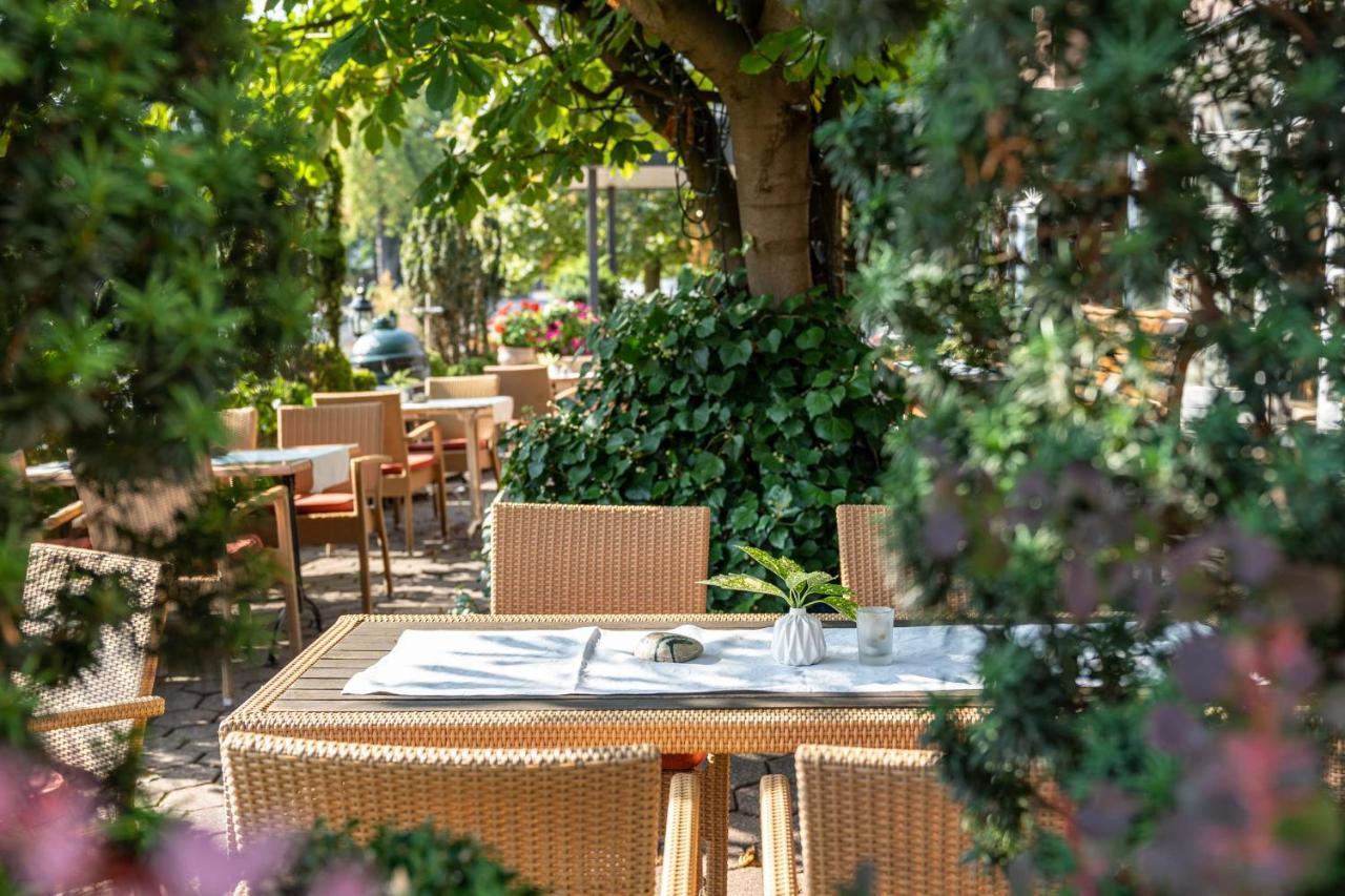 Hotel Poeker Меппен Экстерьер фото